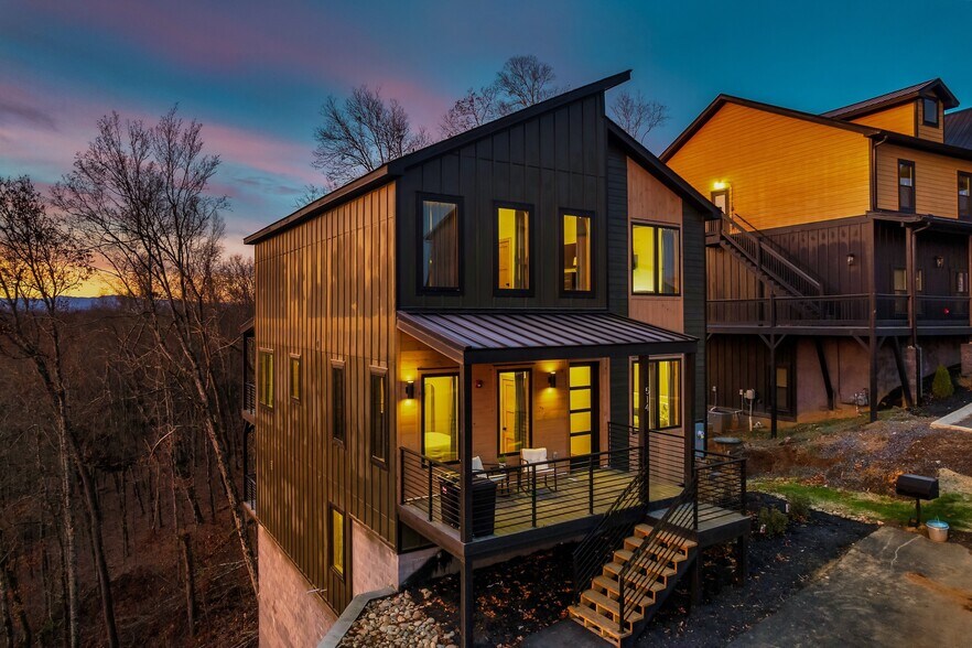 More Photos Of 514 New Venture Wy, Sevierville Hospitality For Sale