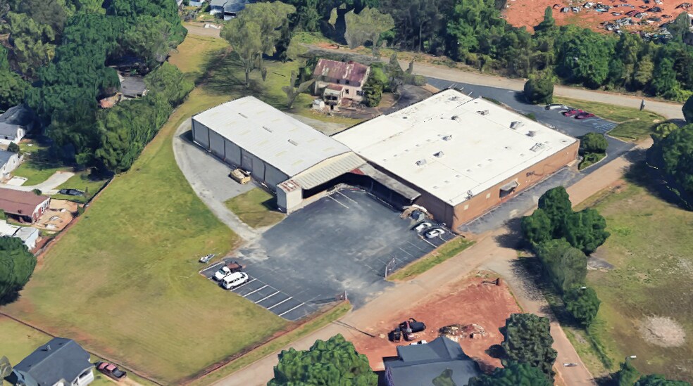 Primary Photo Of 1 Club Rd, Greenville Manufacturing For Lease