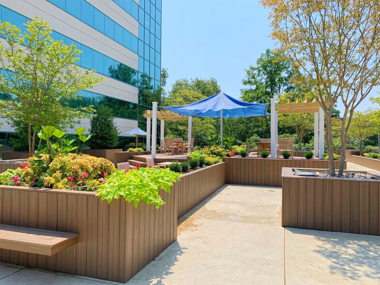 More Photos Of 5285 Shawnee Rd, Alexandria Office For Lease