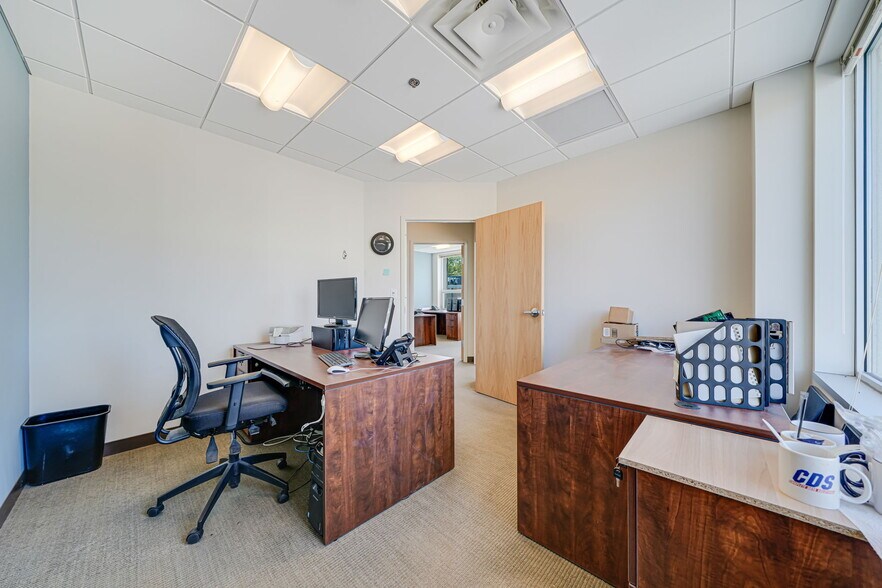More Photos Of 7115 Leesburg Pike, Falls Church Office For Sale
