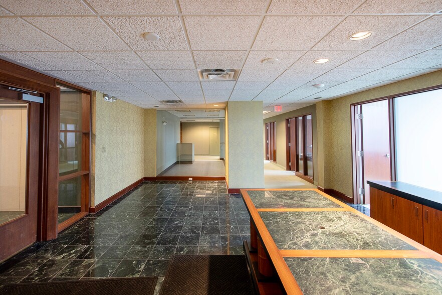 More Photos Of 55 Public Sq, Cleveland Office For Lease