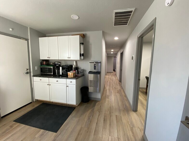 More Photos Of 1236 Woodland Ave, Modesto Warehouse For Lease