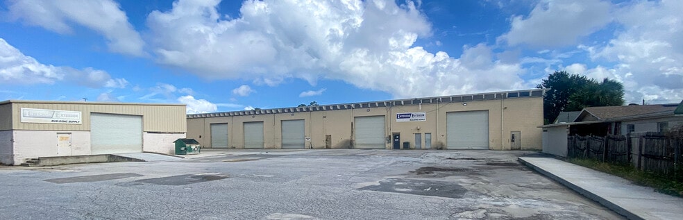 More Photos Of 5109 Stepp Ave, Jacksonville Warehouse For Lease