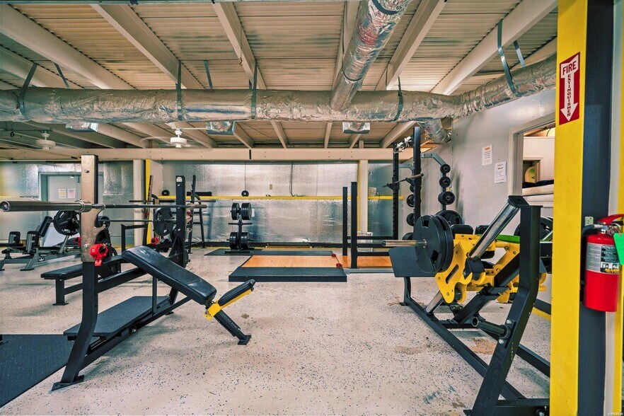 More Photos Of , Hot Springs General Retail For Sale