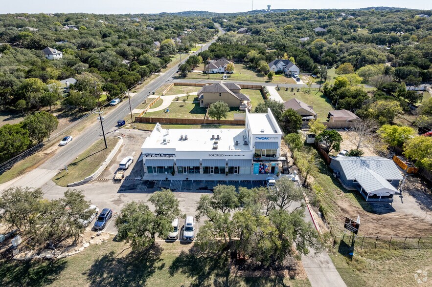 More Photos Of 1304 W Borgfeld Dr, San Antonio Storefront For Lease