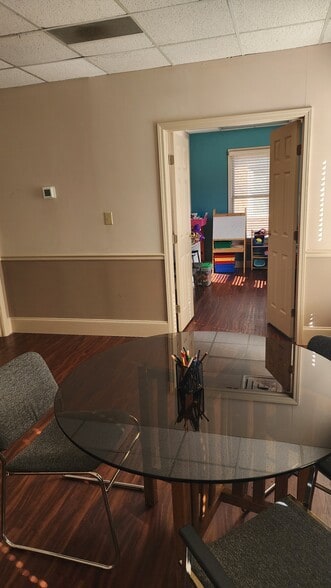 More Photos Of 2308 Perimeter Park Dr, Atlanta Office For Sale