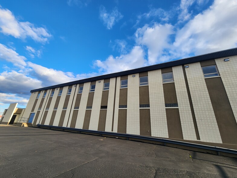 More Photos Of 958-986 Boston Post Rd, West Haven Warehouse For Sale