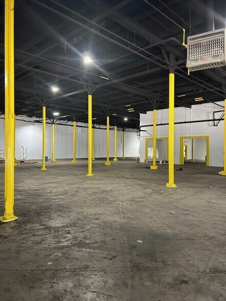 More Photos Of 14-22 River Rd, Bogota Industrial For Sale