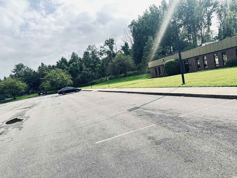 More Photos Of 2088 Rt 130, South Brunswick Office For Lease