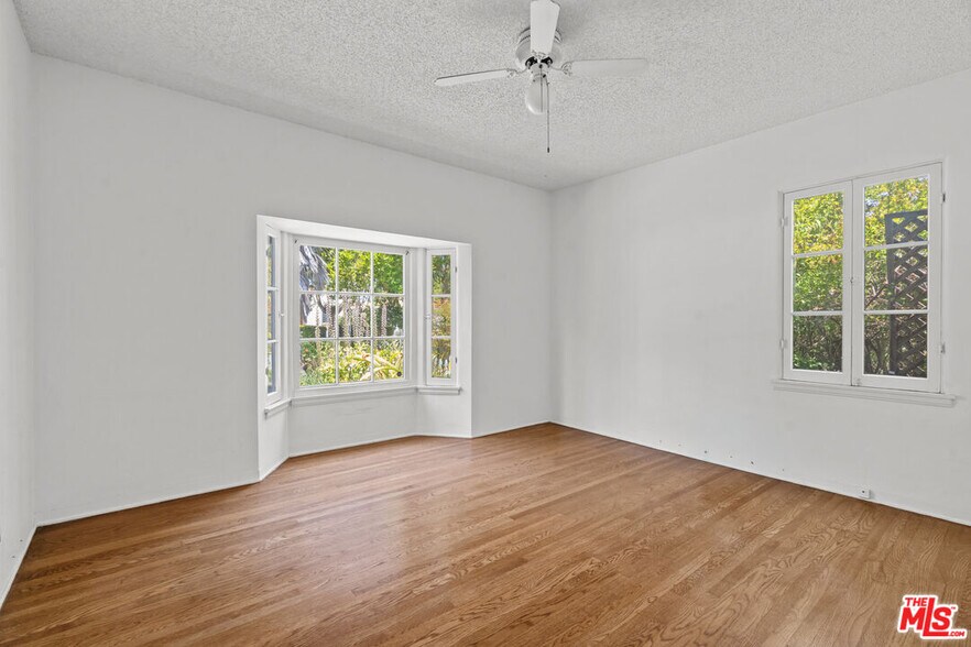 More Photos Of 1630 Franklin St, Santa Monica Multifamily For Sale