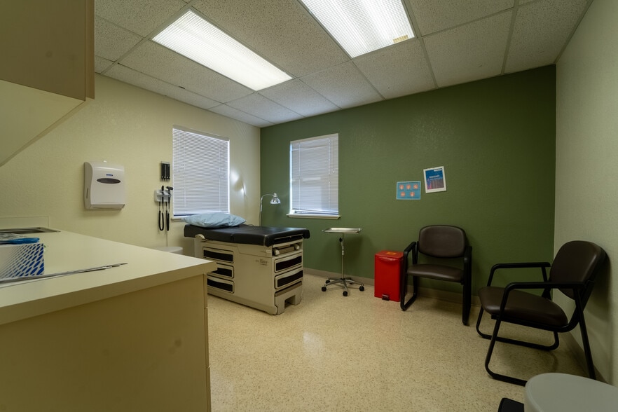 More Photos Of 1215 Plumas St, Yuba City Medical For Lease