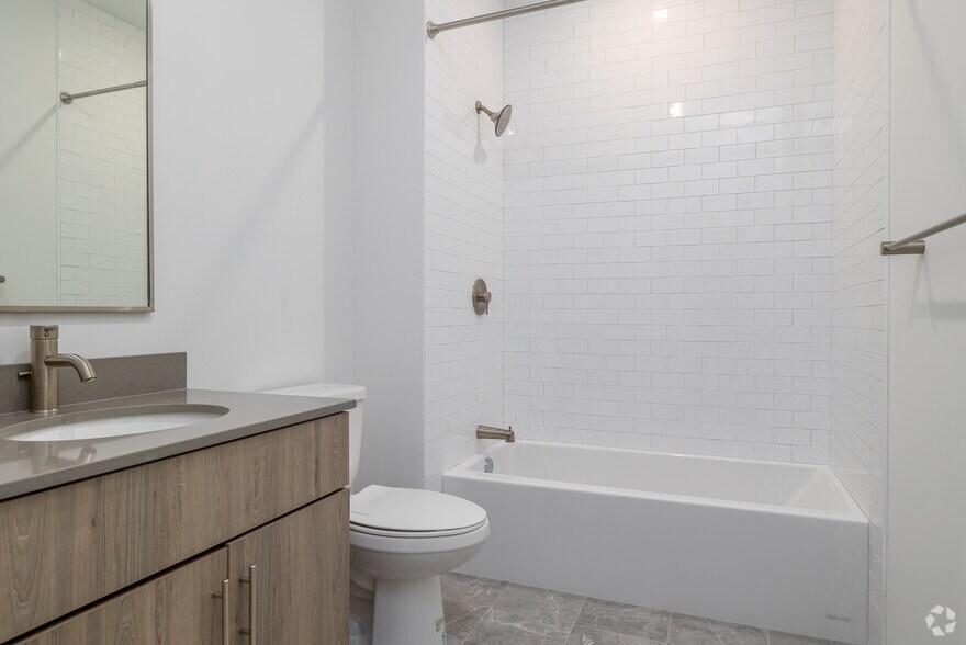 More Photos Of 741 Spring Garden St, Philadelphia Apartments For Lease
