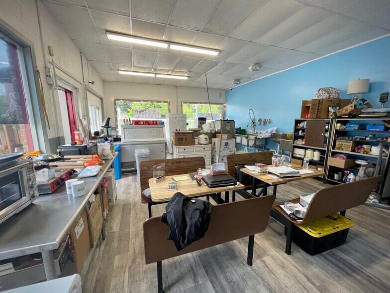 More Photos Of 1253 W Danby Rd, Newfield Convenience Store For Sale