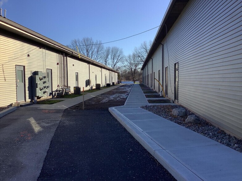 More Photos Of 2997 Buffalo Rd, Rochester Storefront Retail Office For Lease