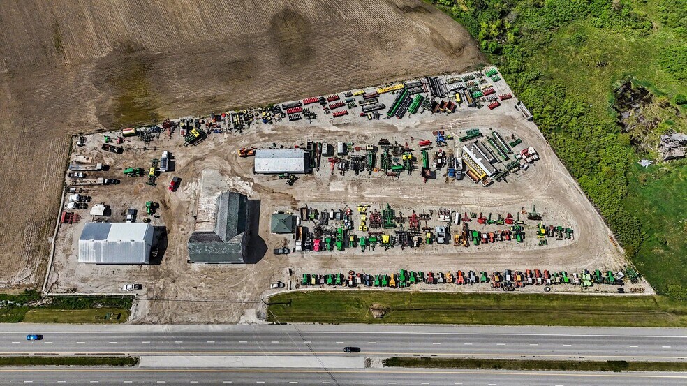 More Photos Of 4685 W US Route 20, Gibsonburg Light Distribution For Sale