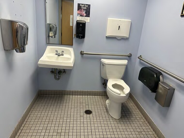 More Photos Of 2800 W 87th St, Chicago Medical For Lease