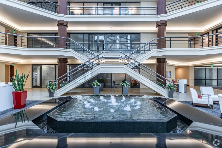 More Photos Of 800 Fairway Dr, Deerfield Beach Office Residential For Lease