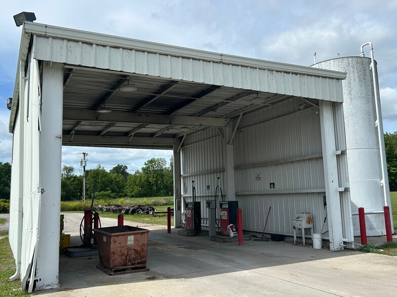 More Photos Of 17141 State Road 4, Goshen Distribution For Lease