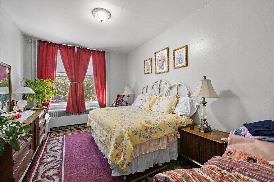 More Photos Of 80 Paterson St, Jersey City Apartments For Sale