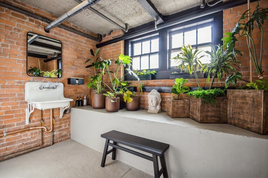 More Photos Of 291 Main St, Beacon Loft Creative Space For Lease