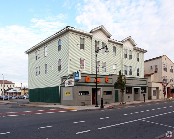 More Photos Of 148-152 Millbury St, Worcester Apartments For Sale