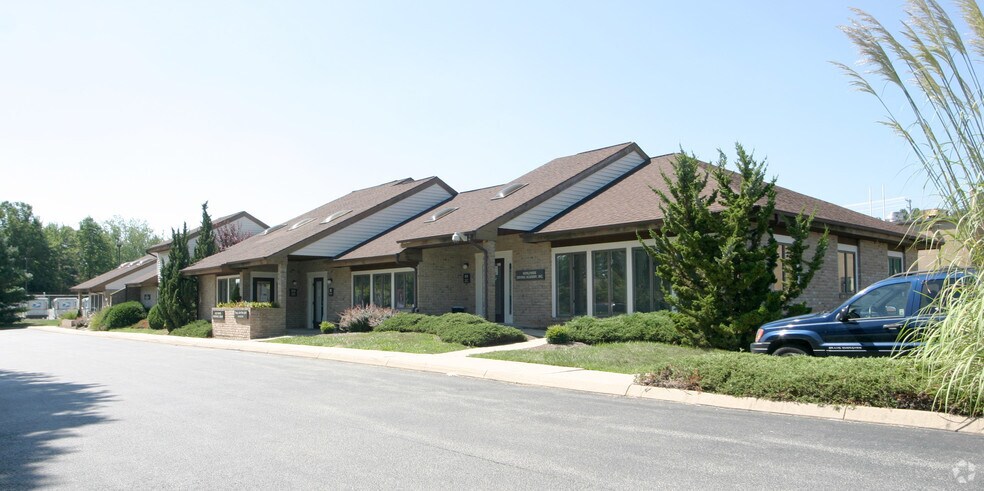 More Photos Of 49-59 Kensington Pky, Abingdon Office For Lease