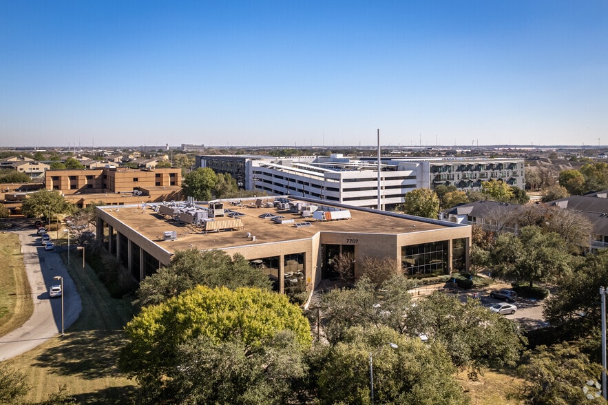 More Photos Of 7707 Fannin St, Houston Medical For Lease