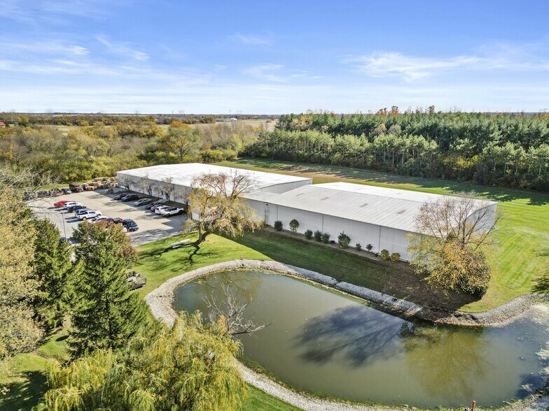 More Photos Of 311 E Corning Rd, Beecher Warehouse For Lease