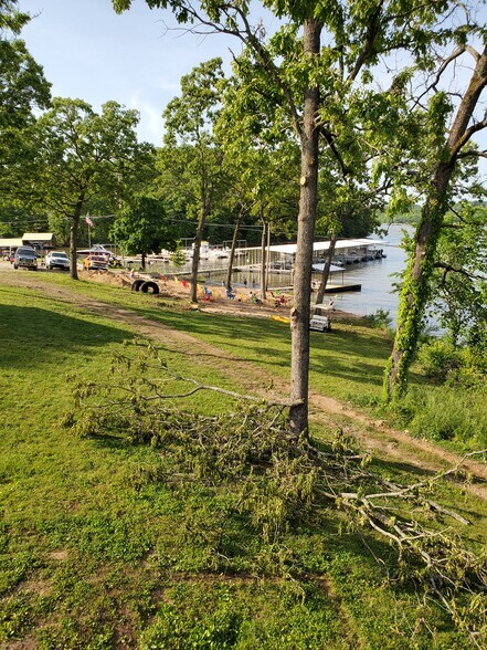 More Photos Of 267 Runaway Dr, Climax Springs Hotel For Sale