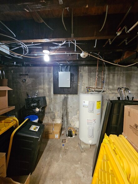 More Photos Of 155 Ridge Rd, North Arlington Storefront For Lease