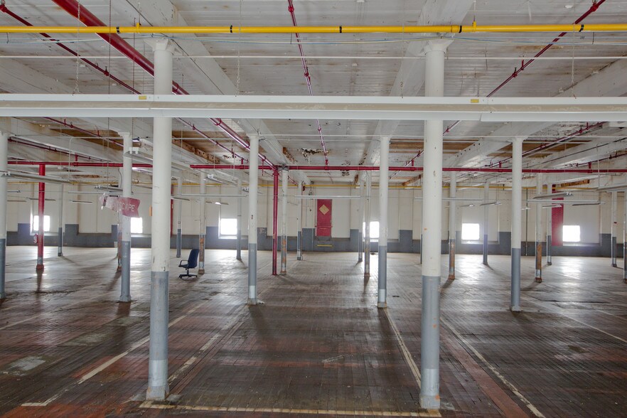 More Photos Of 7 Hoosac St, Adams Warehouse For Sale