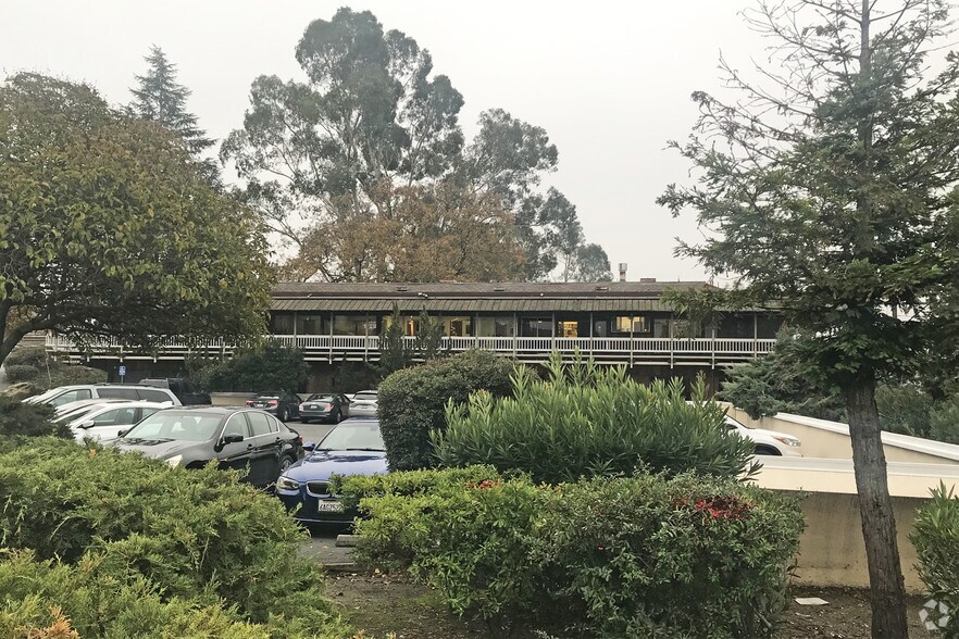 More Photos Of 1855 San Miguel Dr, Walnut Creek Medical For Lease