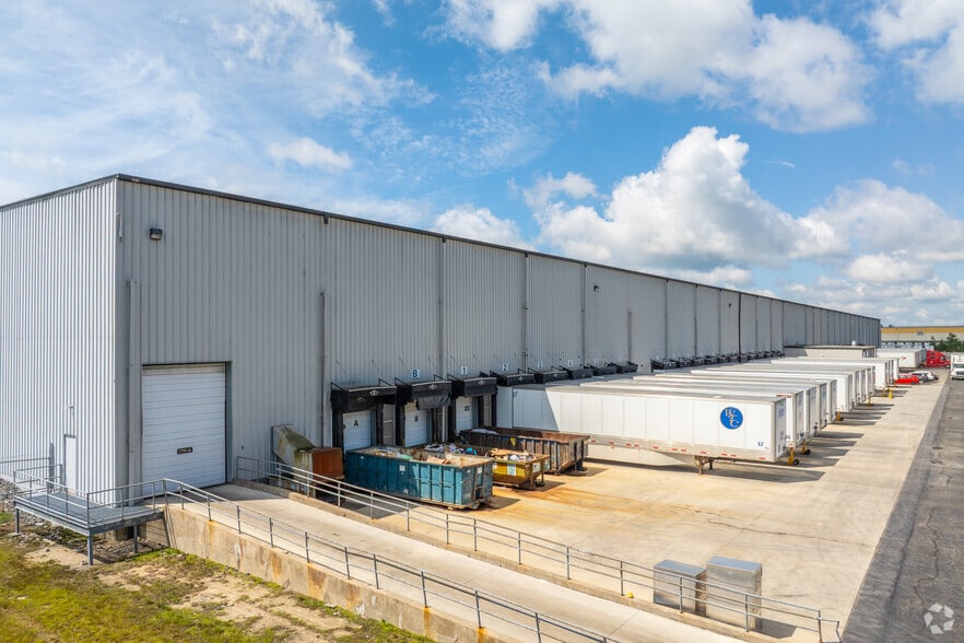 More Photos Of 69 Green Mountain Rd, Hazleton Distribution For Lease