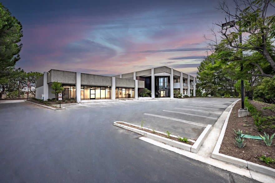 More Photos Of 23311 Madero, Mission Viejo Office For Sale