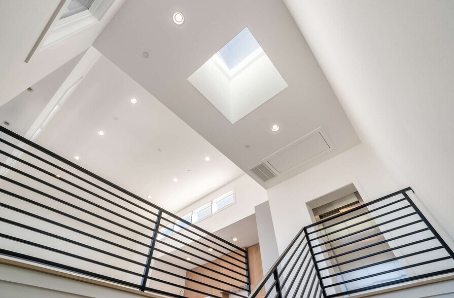 More Photos Of 1017 12th Ave S, Nashville Apartments For Sale