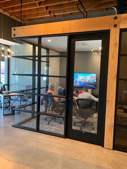 More Photos Of 435 Center St, Healdsburg Coworking Space