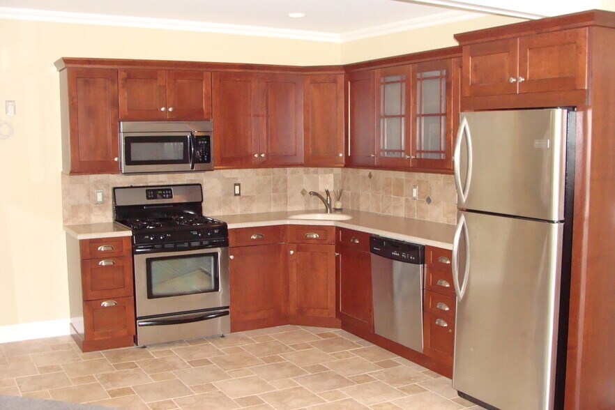 More Photos Of 56-A & B Shore Rd, Glenwood Landing Apartments For Sale