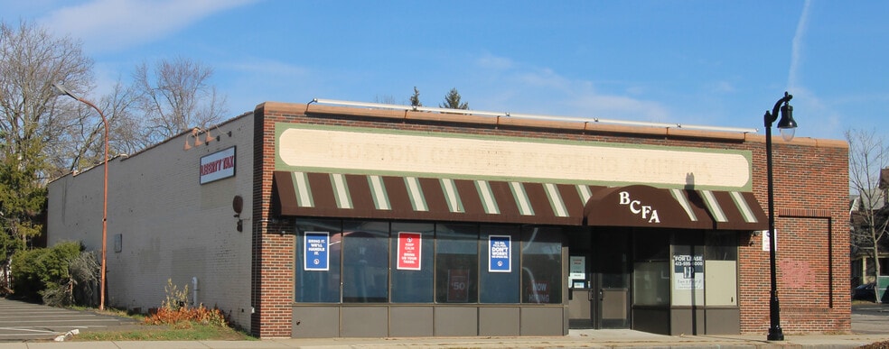 More Photos Of 483 Belmont Ave, Springfield Freestanding For Lease