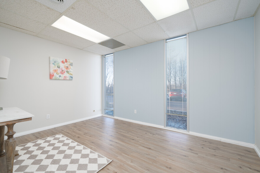 More Photos Of 3520 New Hartford Rd, Owensboro Office For Sale
