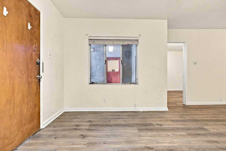 More Photos Of 3732-3744 Grand Ave, Oakland Multifamily For Sale