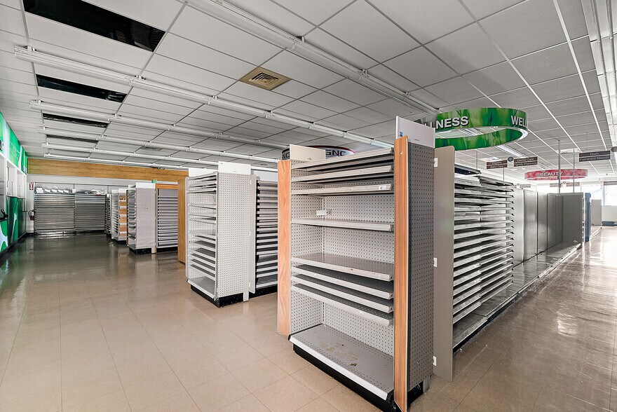 More Photos Of 10767 E Carson City Rd, Carson City Drugstore For Sale