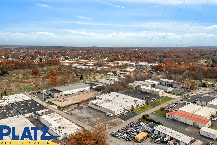 More Photos Of 4111 Simon Rd, Boardman Manufacturing For Sale