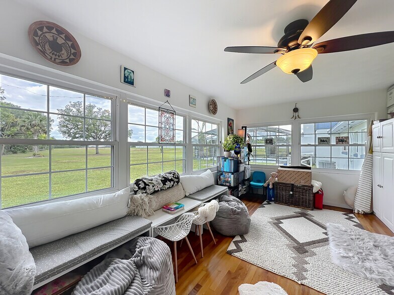 More Photos Of 7001 W Jones Ave, Mount Dora Airplane Hangar For Sale
