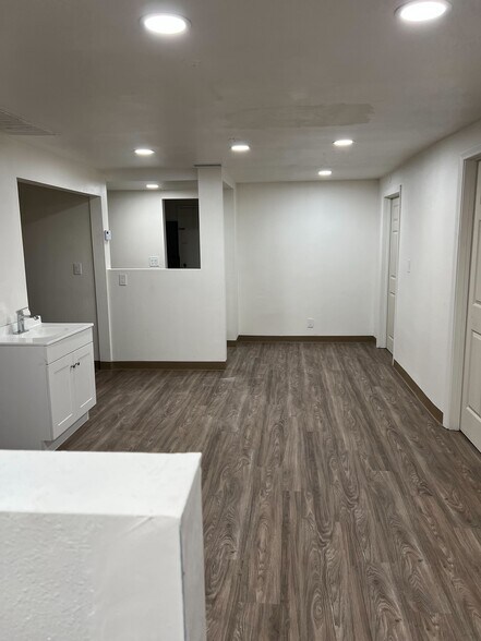 More Photos Of 1761 W Romneya Dr, Anaheim Medical For Lease