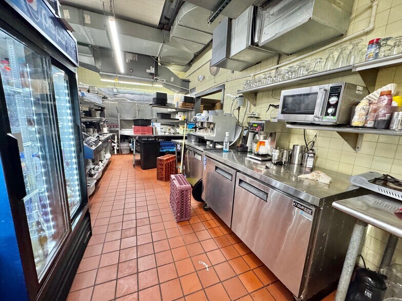 More Photos Of 3943 Merrick Rd, Seaford Storefront Retail Office For Sale