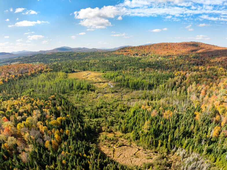 More Photos Of 4833 Cascade Rd, Lake Placid Sports And Entertainment For Sale