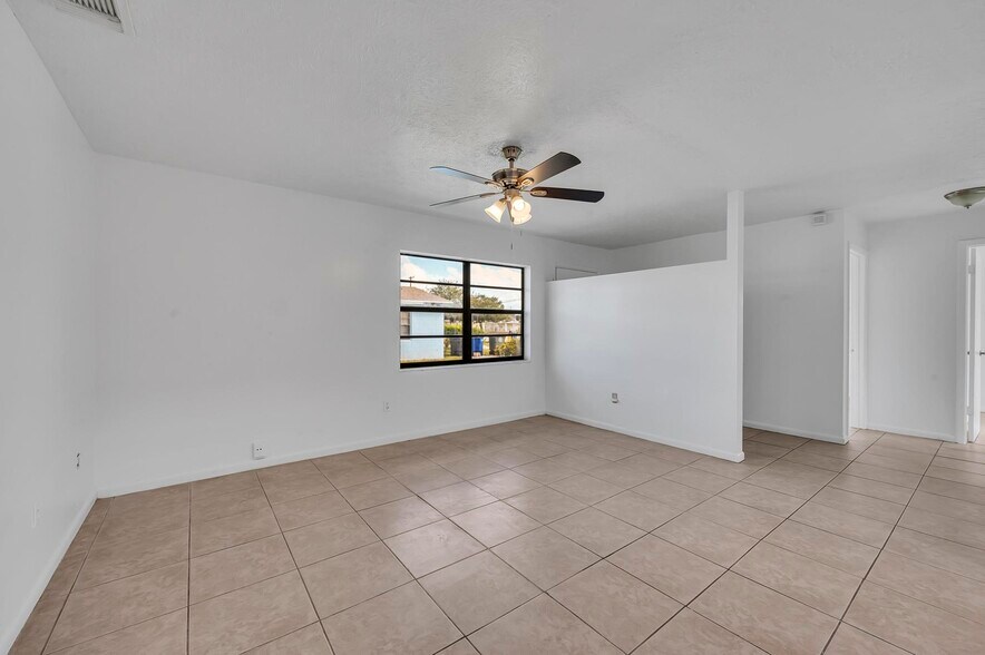 More Photos Of 1702 Avenue L, Fort Pierce Apartments For Sale