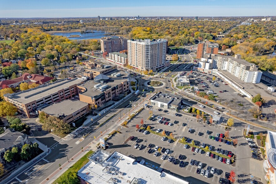 More Photos Of 6545-6555 Lyndale Ave S, Richfield General Retail For Lease