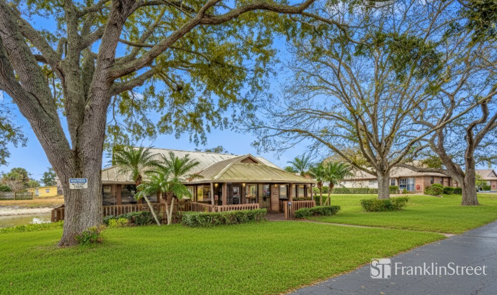 More Photos Of 7110 Tudor Ln, Port Richey Apartments For Sale