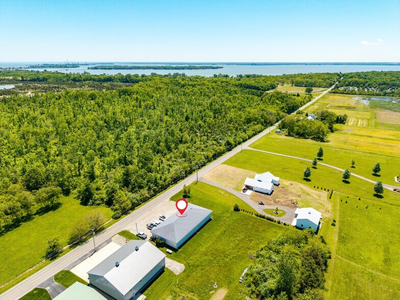 More Photos Of 1200 S Hartshorn Rd, Lakeside Marblehead Warehouse For Sale
